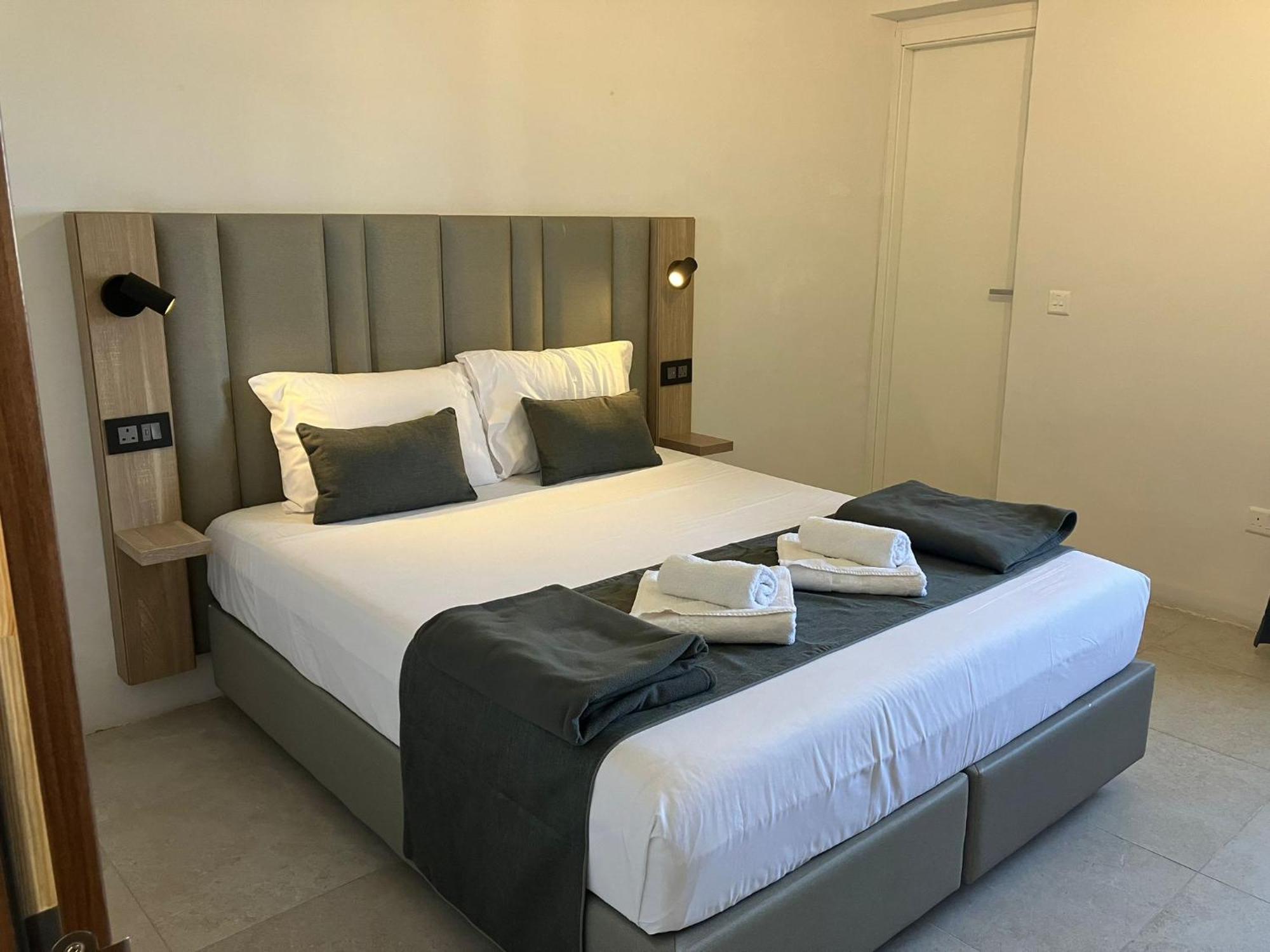 Mulberry Suites Valletta Ngoại thất bức ảnh