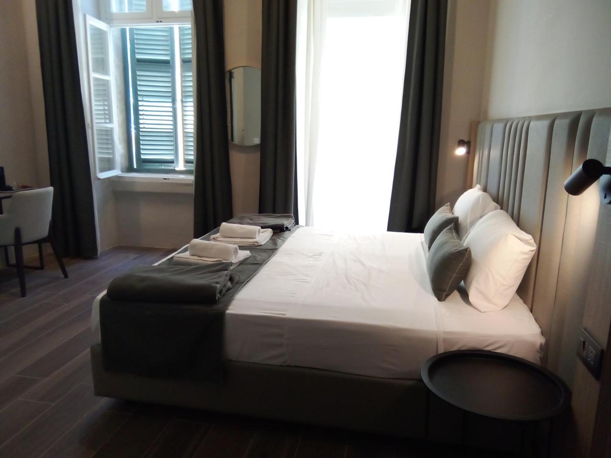 Mulberry Suites Valletta Ngoại thất bức ảnh